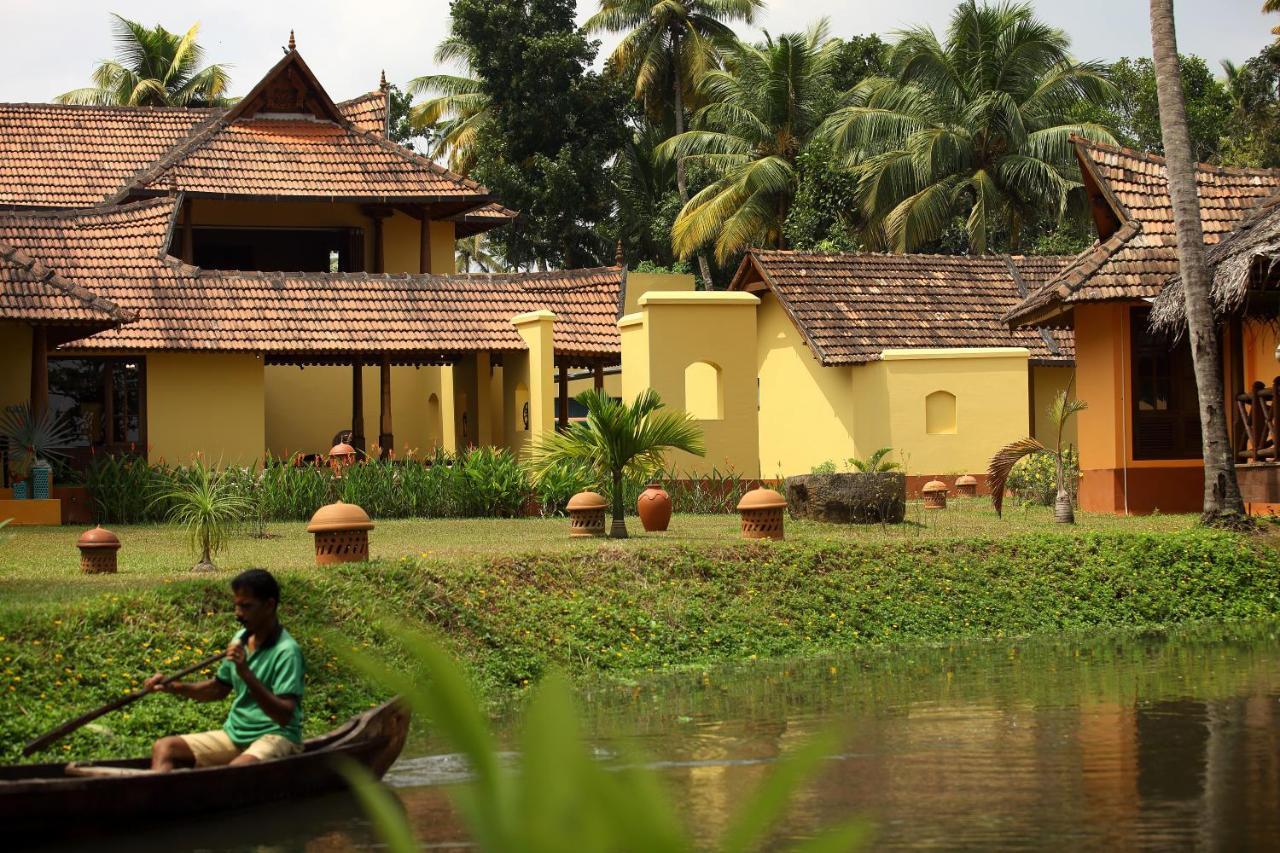 Ameya Kerala Hotel Alappuzha Exterior photo